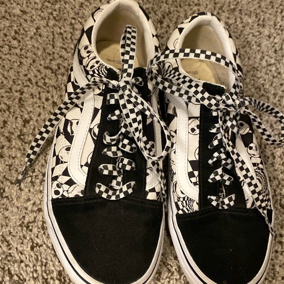 Nightmare before Christmas Vans - Picture 1 of 3